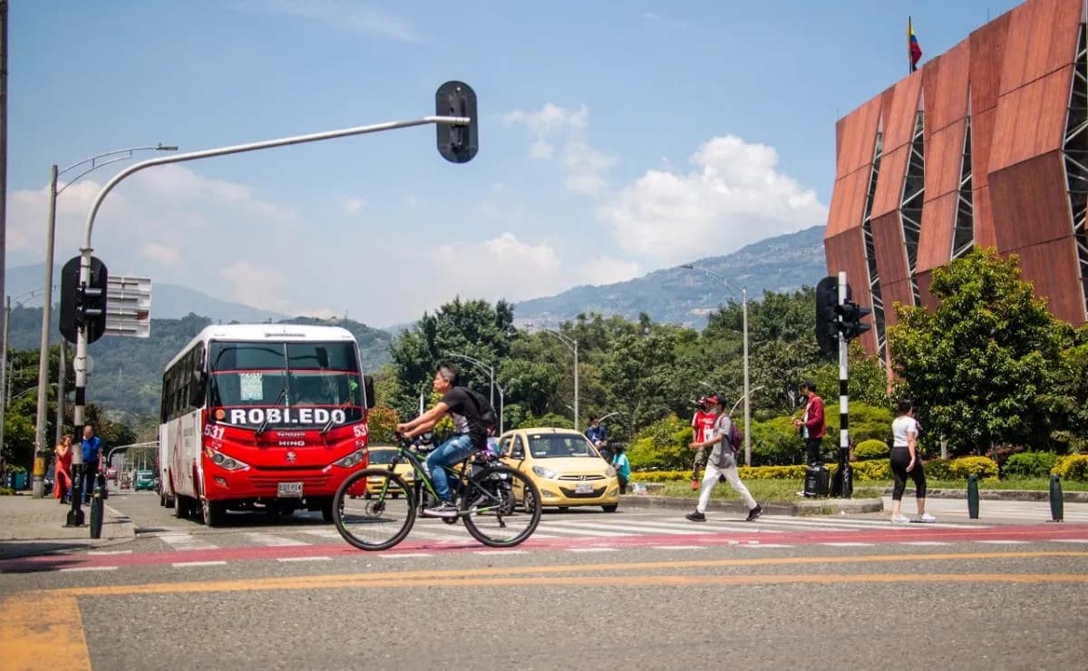 Cover Image for Major Changes in the Pico y Placa for Medellín 2024